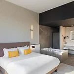 Mercure 4*