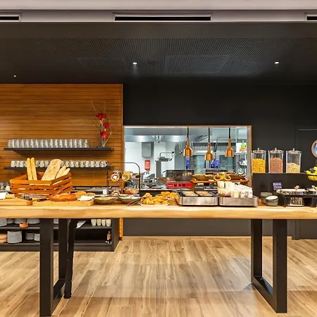Mercure 4*
