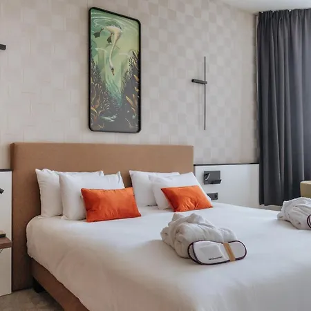 Mercure 4*