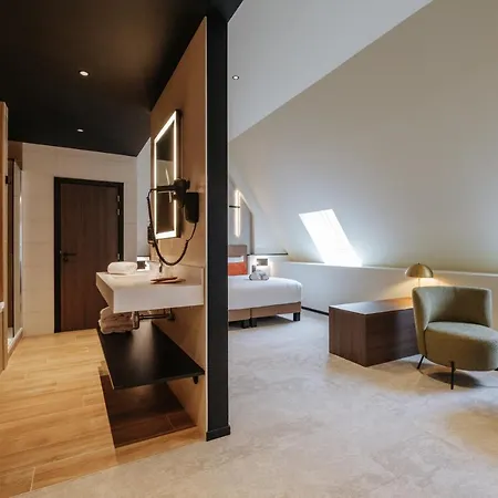 Mercure 4*