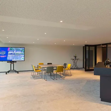 Mercure Hotel 4*