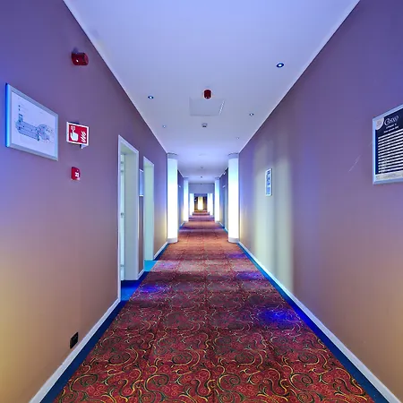 Отель Mercure 4*