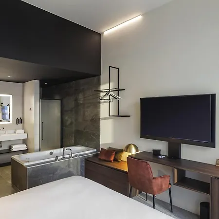 Mercure 4*