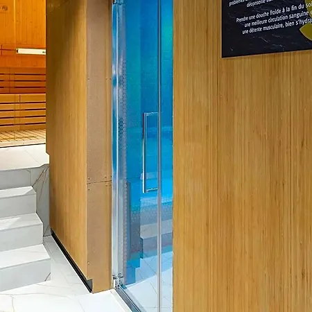 Mercure Hotel 4*